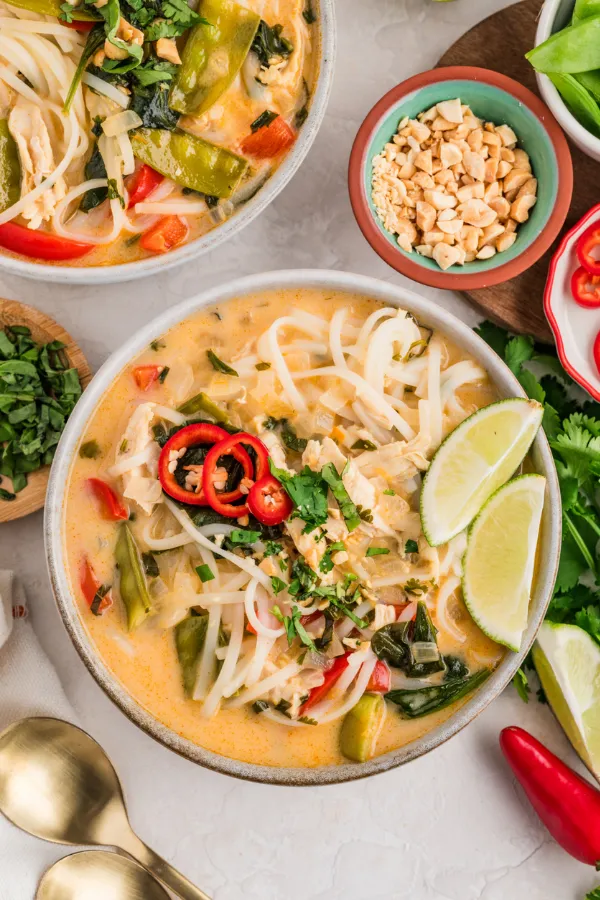 Coconut Curry Chicken With Rice Noodles for a Cozy Weeknight Dinner