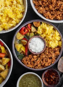 Prepare Meal Prep Breakfast Bowls Without Soggy Ingredients
