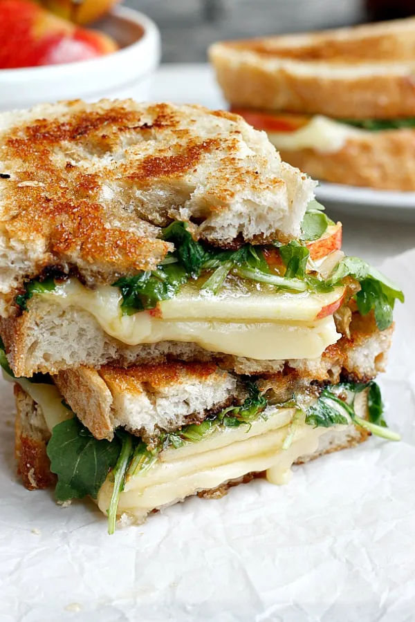 Make Apple & Cheddar Grilled Cheese for a Cozy Sweet and Savory Lunch
