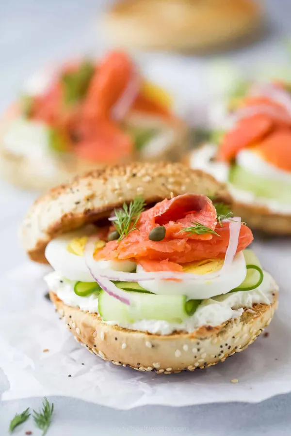 How to Make Bagels With Lox And Cream Cheese at Home